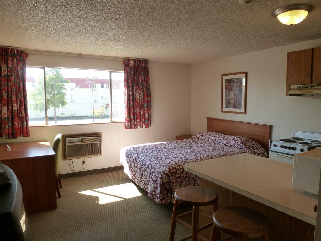 Sunshine Motel II Fife Room photo